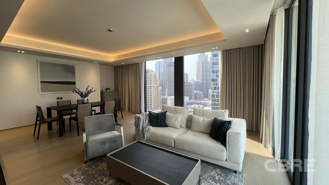 Visual Reference: Tonson One Residence For Rent Luxury Condo Bangkok Near Bts